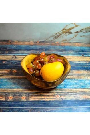 طبق طبيبعي منحوت صناعة يدوية من الخشب الصحي الوان طبيعية 100% من قلب الشجرة