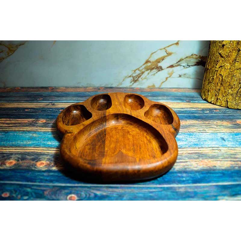 طبق أكل او تسالى للأطفال على شكل قدم خشب صناعة يدوية الوان طبيعي 100% معالج بزيت الزيتون