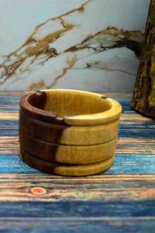 طفاية صناعة يدوية من الخشب الصحي الوان طبيعية 100% من قلب الشجرة