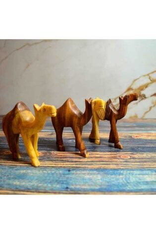 طقم جمال لعب اطفال او للديكور نحت طبيعي صناعة يدوية من الخشب الصحي الوان طبيعية 100% من قلب الشجرة