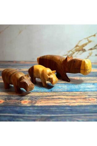 فرس نهر 3 قطع لعب اطفال او للديكور نحت طبيعي صناعة يدوية من الخشب الصحي الوان طبيعية 100% من قلب الشجرة