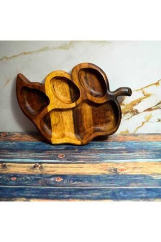 طبق أكل او تسالى للأطفال على شكل ورقة شجر خشب صناعة يدوية الوان طبيعي 100% معالج بزيت الزيتون