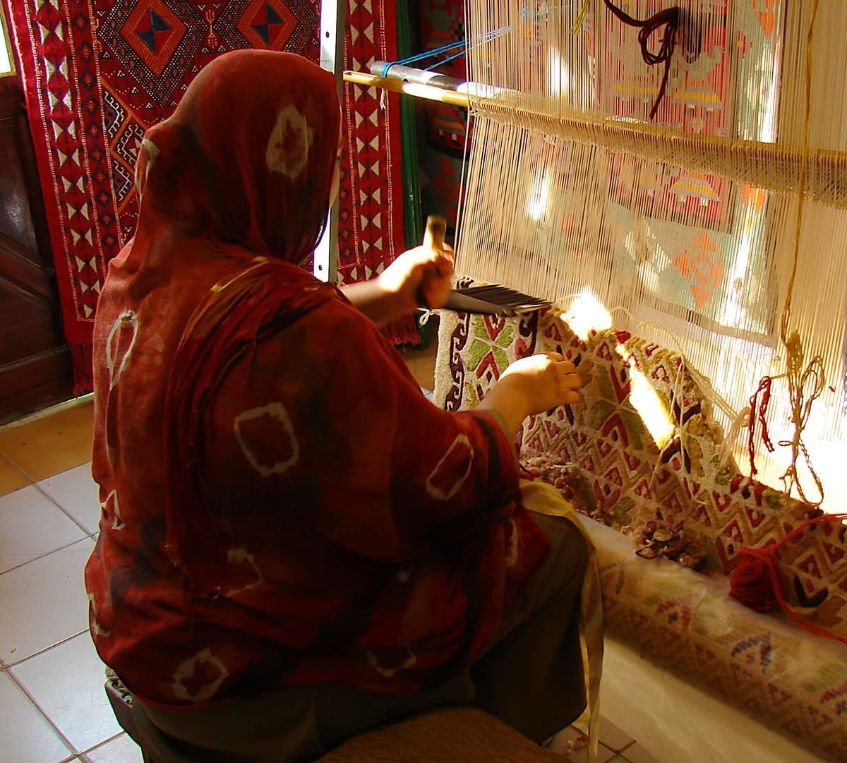 سجادة، سجادة كليم، صوف 100% مقاس 110 × 75 سم، ديكور يدوي الصنع متعدد الالوان من انتاج ايجيبت أنتيكس - Image 6