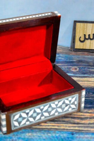 بوكس مقتنيات او مجوهرات من الصدف مقاس 13×10سم صناعة يدوية 100% من انتاج ايجيبت أنتيكس