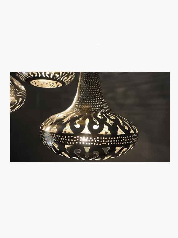 وحدة اضاءه - نجفة معلقة للسقف شكل (أ) مغربي شرقي معدني للاستخدام الخارجي او الحديقة او للاستخدام الداخلي انتاج ايجيبت انتيكس صناعة يدوية 100%