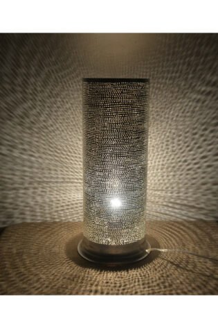 وحدة اضاءه جانبية مغربي شرقي معدني شكل (د) للاستخدام الخارجي او الحديقة او للاستخدام الداخلي انتاج ايجيبت انتيكس صناعة يدوية 100%