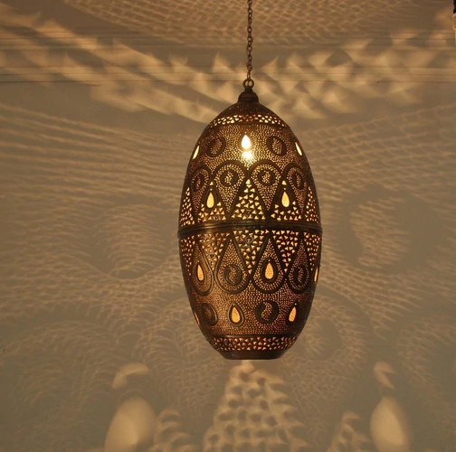 نجفة مغربي معلقة شكل بيضاوي مزخرف مغربي صناعة يدوية | Egypt Antiques