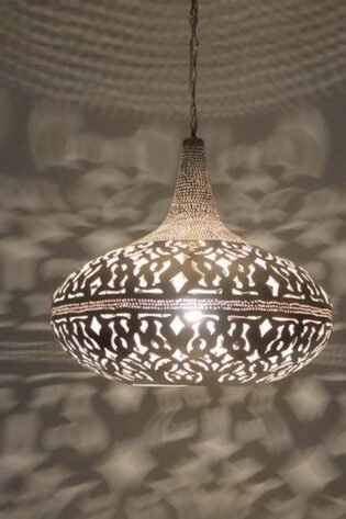 وحدة اضاءه شرقي مغربي معدني - نجفة معلقة - لمنتصف السقف شكل (أ) للاستخدام الخارجي او الحديقة او للاستخدام الداخلي انتاج ايجيبت انتيكس صناعة يدوية 100%