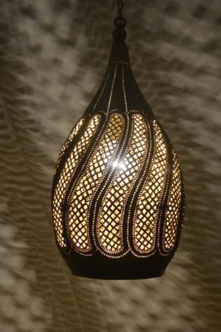 وحدة اضاءه شرقي مغربي معدني - نجفة معلقة - لمنتصف السقف شكل (أ) للاستخدام الخارجي او الحديقة او للاستخدام الداخلي صناعة يدوية 100% انتاج ايجيبت انتيكس