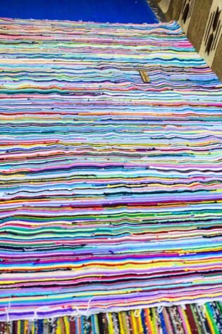 سجادة البهجة من قماش القطن المصري مقاس 2×3متر صناعة يدوية مصرية 100% من انتاج ايجيبت أنتيكس