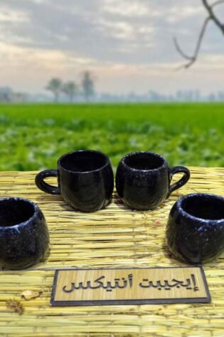 كوب من الفخار لون أسود صناعة مصرية يدوية 100% من انتاج ايجيبت أنتيكس