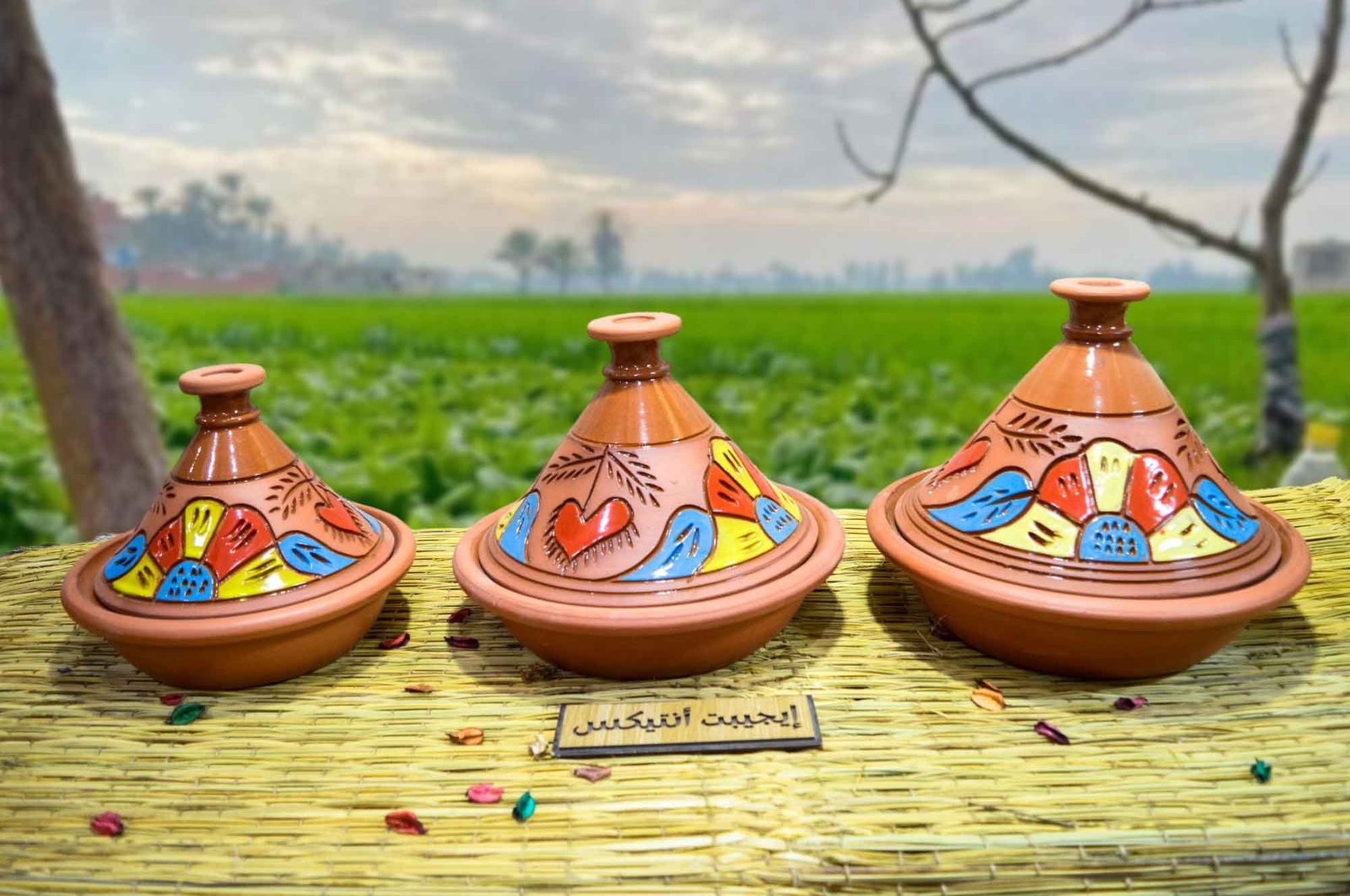 طقم طواجن مغربي من الفخار الصحي الملون مكون من 3 قطع و 3 مقاسات مختلفة صناعة مصرية يدوية 100% من انتاج ايجيبت أنتيكس