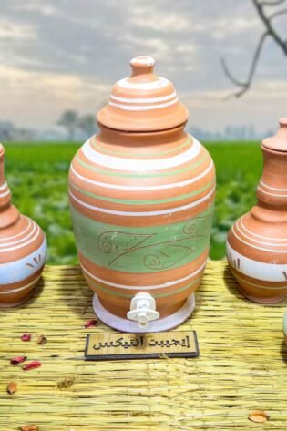 مجموعة مكونة من كولمن و عدد 4 قلة من الفخار الصحي ملونة بألوان طبيعية صناعة مصرية يدوية 100% من انتاج ايجيبت أنتيكس