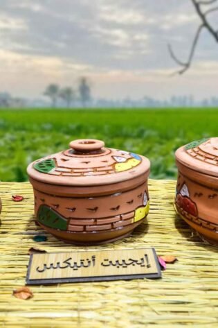 طقم حلل من الفخار الصحي الملون ألوان طبيعية مكون من 3 قطع 3 مقاسات مختلفة صناعة مصرية يدوية 100% من انتاج ايجيبت أنتيكس